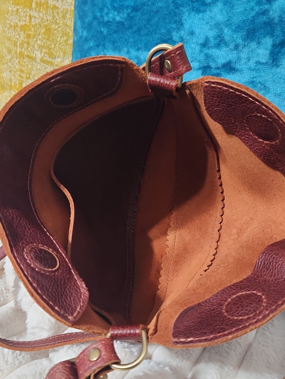 Portland Leather Crossbody Bag in Burgundy Brown with Dark Tan Trim - Picture 2 of 10